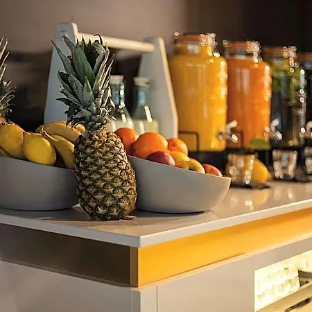 Ibis Styles Arnhem Centre Отель Volkel