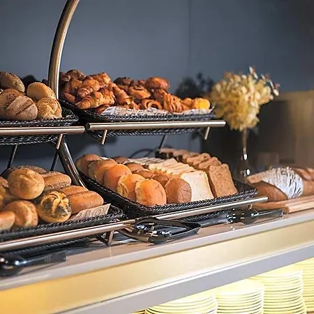 Ibis Styles Arnhem Centre Отель Volkel