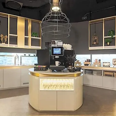 Ibis Styles Arnhem Centre Отель 3*